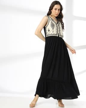 fusion Women V-Neck Tiered Dress with Embroidered Jacket-picture-29