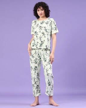 v-mart Women Printed 2-Piece T-Shirt & Pyjama Set-picture-37