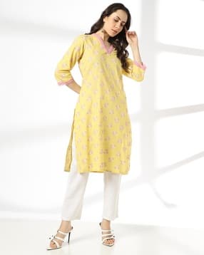 avaasa mix n' match Women Floral Print V-Neck Straight Kurta-picture-28