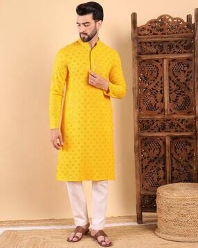 ethnic bay Men Relaxed Fit Mandarin-Neck Long Kurta-picture-47