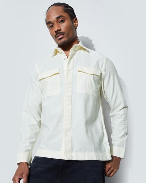 Men Regular Fit Jacket with Flap Pockets