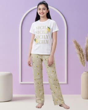 li'l tomatoes Girls Printed 2-Piece Nightwear Set-picture-32