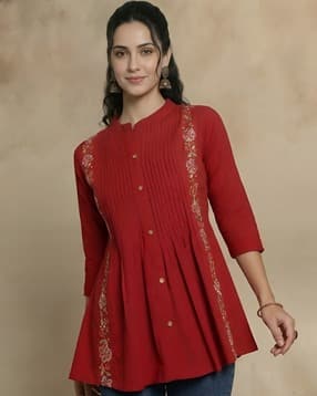 Women Embroidered Regular Fit Tunic-image-39
