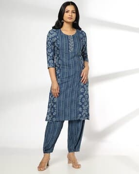 avaasa mix n' match Women Floral Print Straight Kurta with Patiala Pants-picture-31