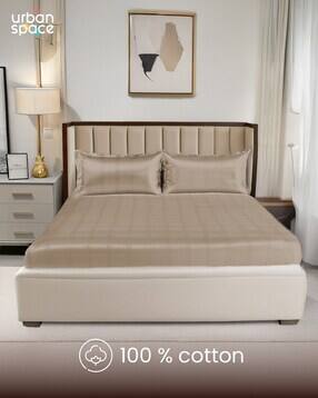 urban space 300 TC Checked King Size Bedsheet with 2 Pillow Covers-picture-33