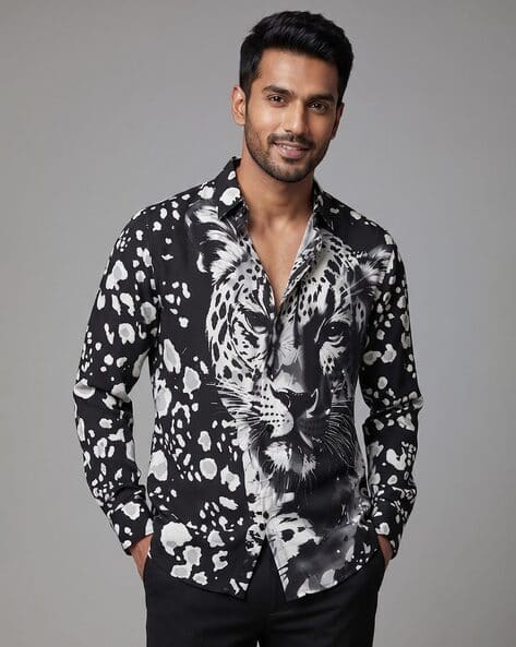 Samavart designs Men Animal Print Relaxed Fit Shirt