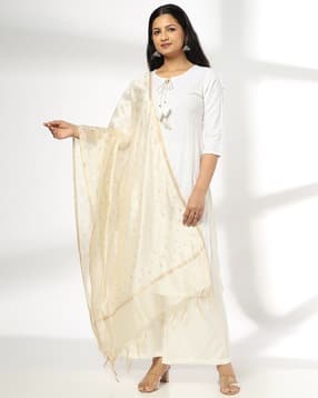 avaasa mix n' match Women Printed Dupatta with Tassels-picture-11