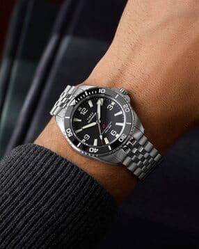 timex Men Analogue Watch with Stainless Steel - TW2Y64500IK-picture-45