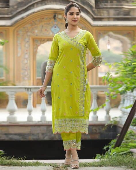 Nyrika Women Embroidered Angrakha Kurta Set