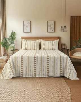 King Size Bedsheet with 2 Pillow Covers -image-14