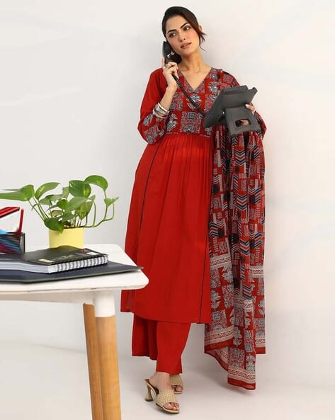 Gerua By Libas Women Ethnic Wear Kurta Set