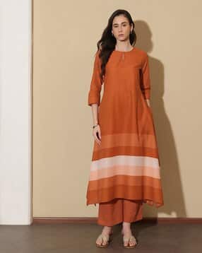 pink fort Women Stripes Asymmetric Pant-Suit Set-picture-40