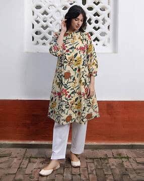 janasya Floral Print A-Line Kurti-picture-49