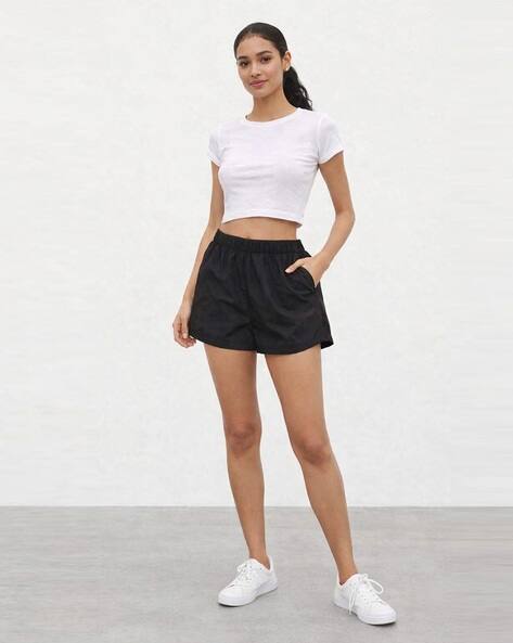 Nobarr Women Mid-Rise City Shorts