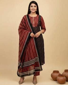 popmantra Women Floral Print Straight Kurta with Pants & Dupatta-picture-44