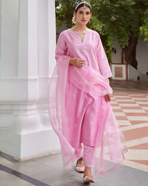 Acai Women Embroidered Straight Kurta Suit Set