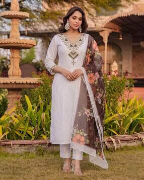nyrika Women Embroidery Straight Kurta Set-picture-51