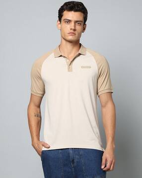 men colourblock regular fit polo t-shirt