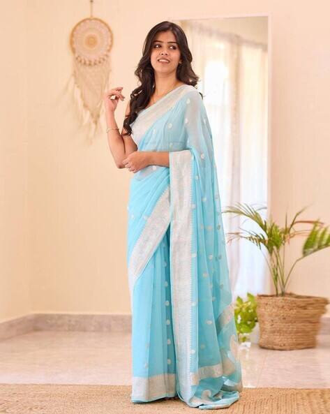 Acai Women Leaf Woven Saree with Zari Border