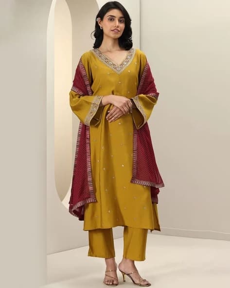 Acai Women Embroidered 3-Piece Straight Kurta Set