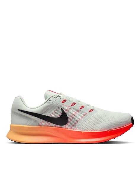 NIKE Run Swift 3 Shoes