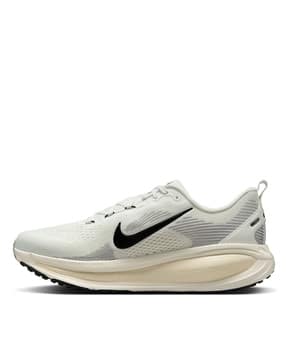 nike Vomero 18 Sports Shoes-picture-22