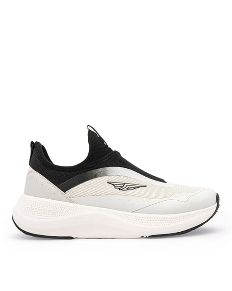RED TAPE Women Low-Top Walking Shoes