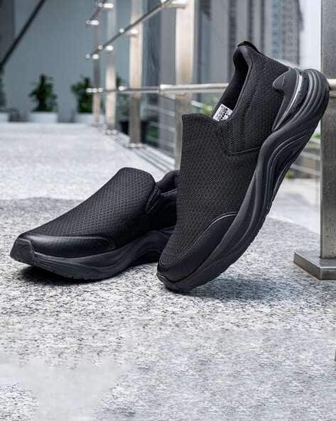 RED TAPE Men Slip-On Walking Sandals
