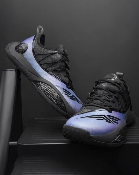 RED TAPE Men Colourblock Basketball Sports Shoes