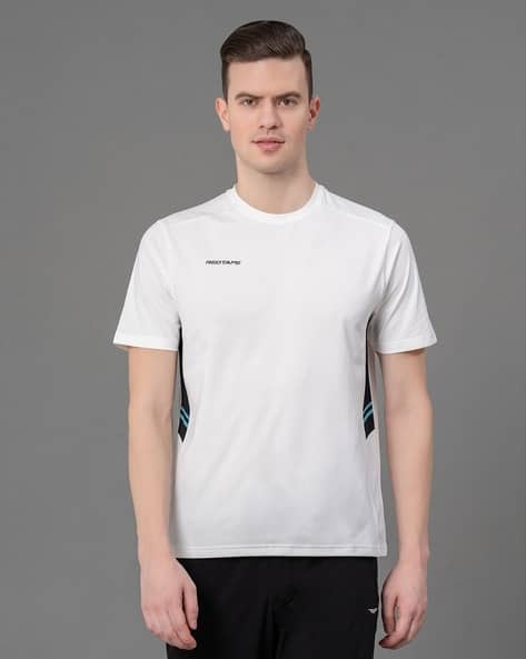 RED TAPE Men T-shirt with Round Neck