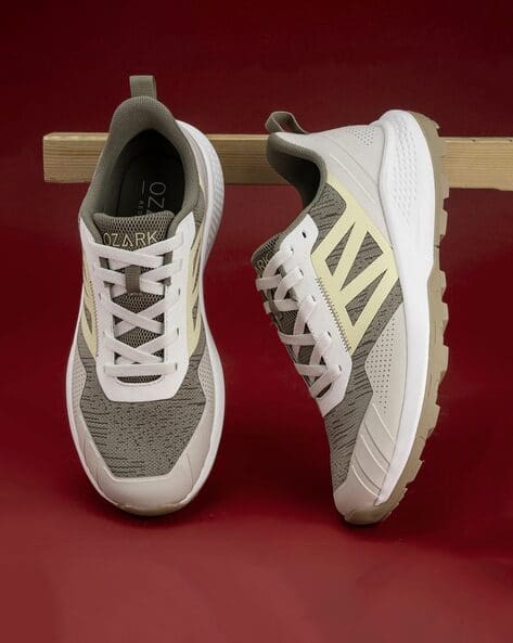 RED TAPE Men Lace-Up Outdoor Shoes