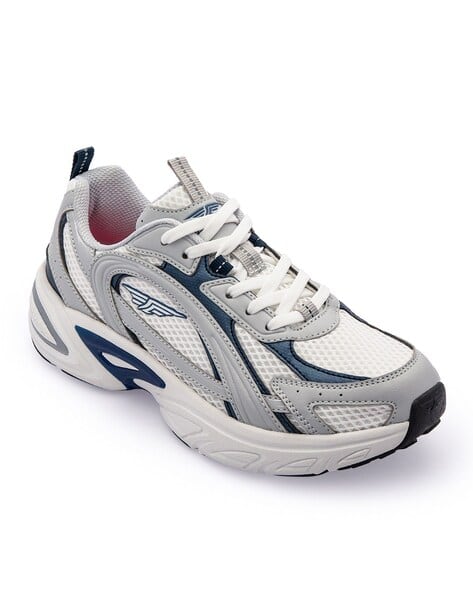 RED TAPE Women Low Casual Shoes