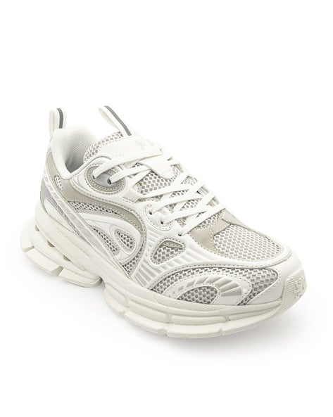 RED TAPE Women Low-Top Lace-Up Sneakers