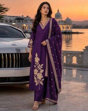 Embroidery Straight Kurta Set-image-17