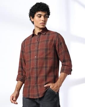 john players jeans Men Checked Slim Fit Cotton Shirt with Patch Pocket-picture-22