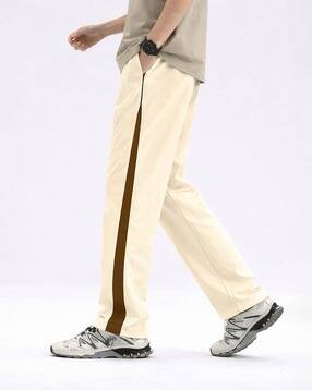 buda jeans co Men Colourblocked Mid-Rise Straight Track Pants-picture-0