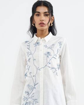 akkriti by pantaloons Women Embroidery Regular Fit Shirt-picture-25