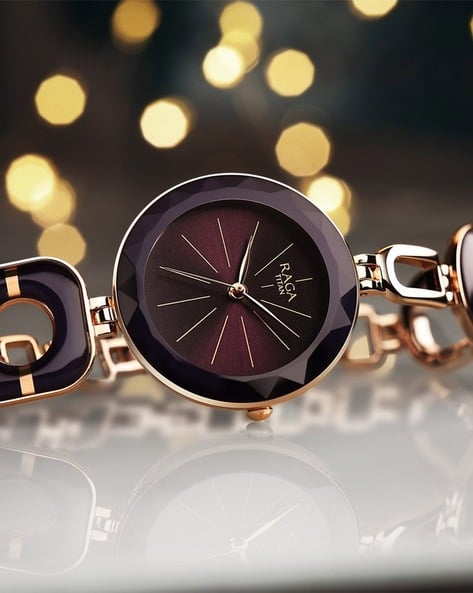 TITAN Analogue Wrist Watch-NU95198WM01