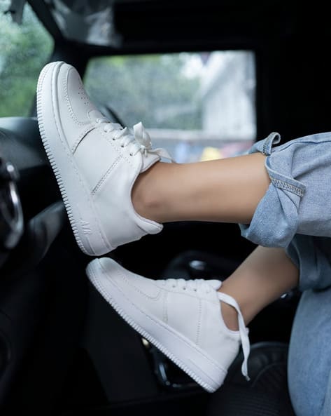 Women Lace Fastening Heeled Sneakers