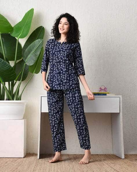 ICHAA Women Geometric Print Top & Pyjamas Set