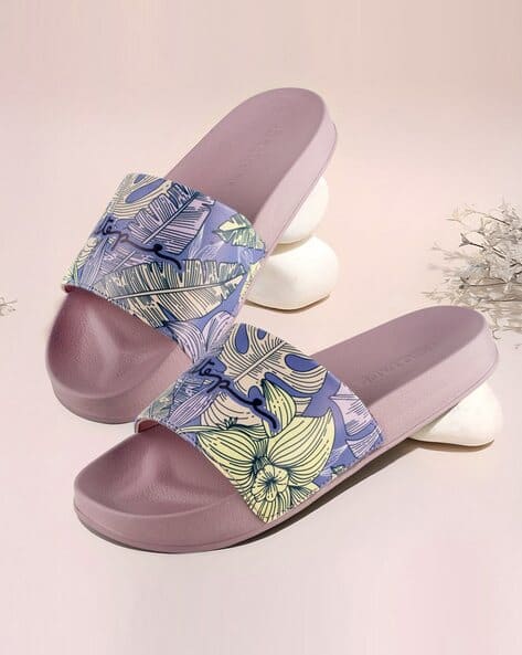 RED TAPE Women Leaf Print Slip-On Slides