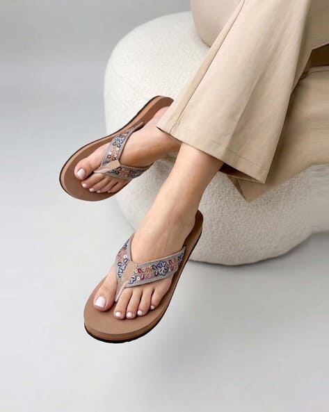 DENILL Women Embroidered Open Toe Slip-On T-Strap Flat Sandals