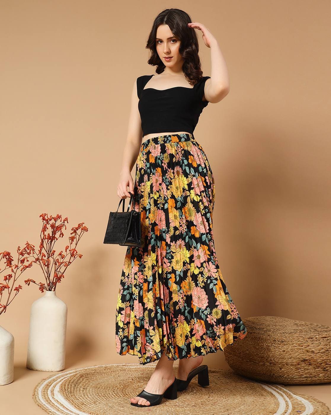 -1117Wx1400H-701131995-yellow-
