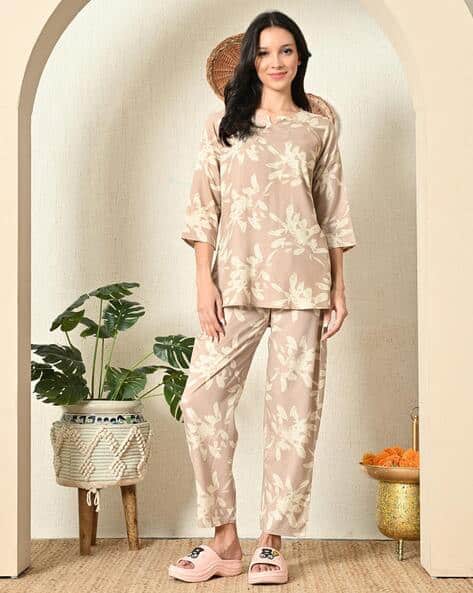 ICHAA Women Floral Patten Top & Pyjamas Set