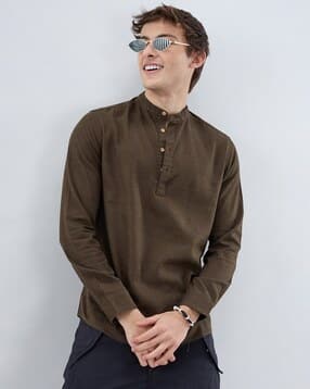 vastrado Men Regular Fit Mandarin-Collar Short Kurta-picture-36