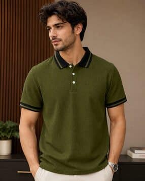 Men Regular Fit Polo-Neck T-Shirt