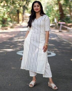 svaraa Women Embroidered 2-Piece Straight Kurta Set-picture-27