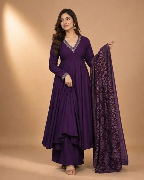 Nyrika Women Embroidery Flared Kurta Set