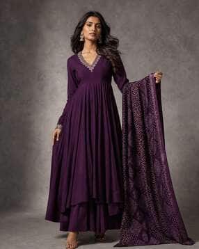 Women Embroidery Flared Kurta Set-image-10