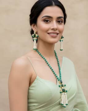 karatcart Women Traditional Temple Design Carved Stone Pearl Rani Haar Jewellery Set-picture-52